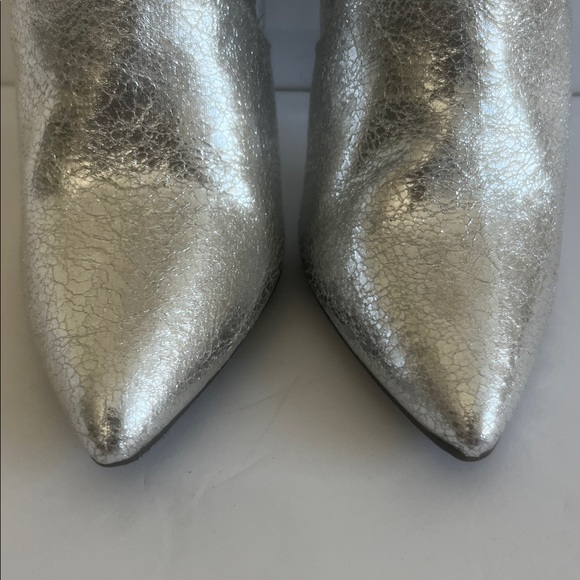 WILD DIVA LOUNGE Shaya Buckle Silver Boots Stilettos Heel Shoes Size 5.5 NEW - Picture 7 of 10